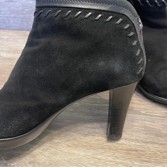 Aquatalia Marvin K Riley Suede Waterproof Ankle Heeled Boots Size 7.5 - Picture 3 of 16